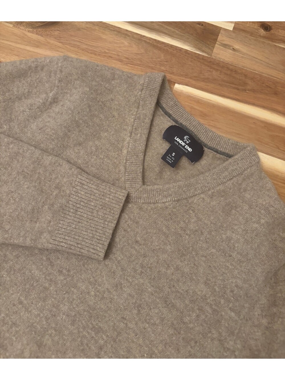 Lands’ End Men’s S 100% Cashmere V-Neck Sweater Taupe Brown Quiet Luxury (2203)